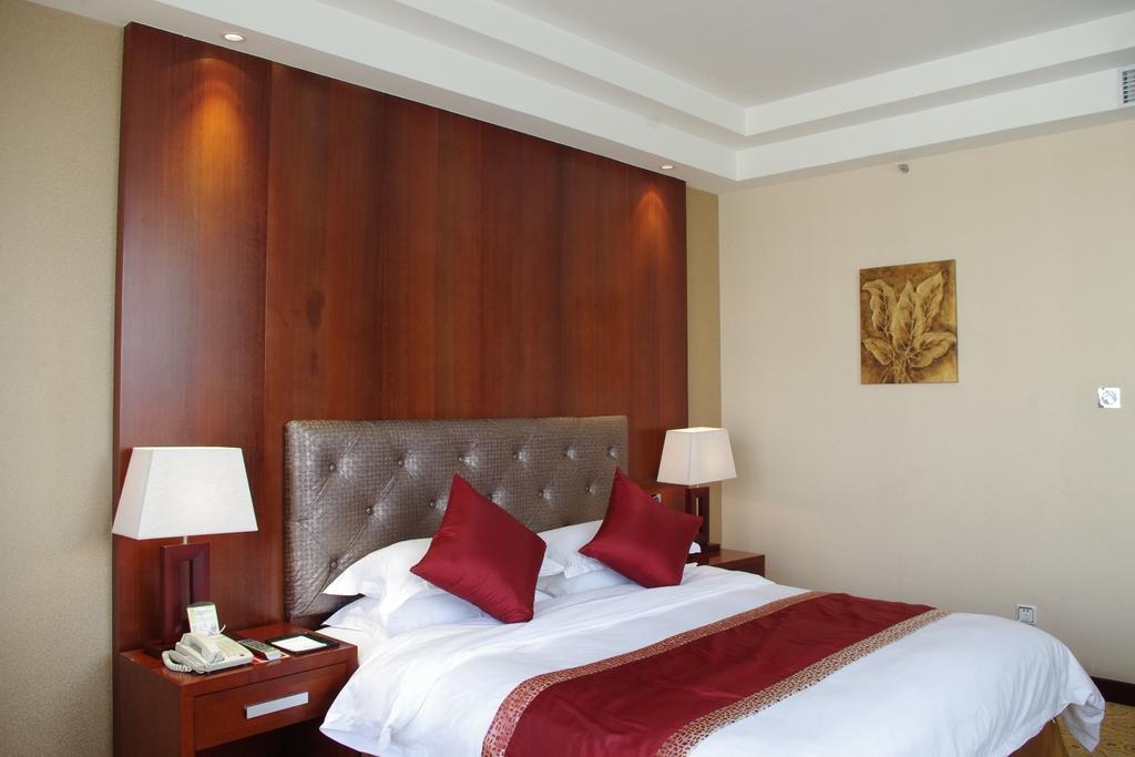 Harbour Oriental Hotel Нинбо Номер фото